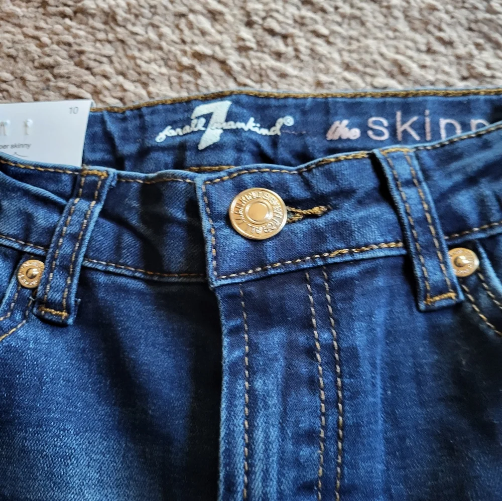 7 All of Mankind jeans - Picture 3 of 5